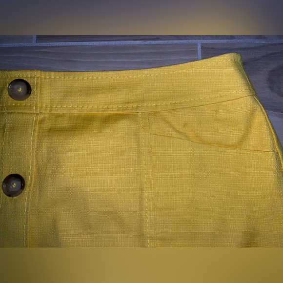 NWT LOFT Yellow Spring/ Summer Skirt ✨☀️😎👗 - Picture 3 of 5